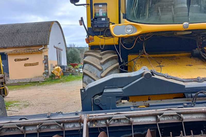 OmecoHub - Immagine NEW HOLLAND CSX7060